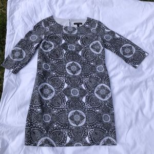 Banana Republic mini dress. Size 4. Worn only once